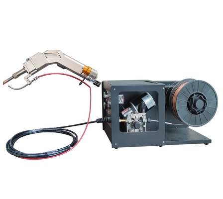 Un bon prix. Tête de soudage laser à fibres industrielles, soudeur laser à oscillation de type portatif en ligne