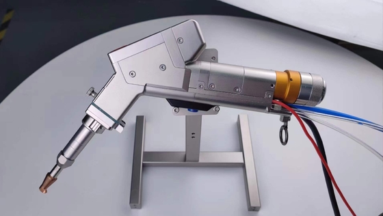 Un bon prix. Certificats CE ISO Collimate Focus 50 Machine à éliminer la rouille au laser pour le nettoyage de précision en ligne